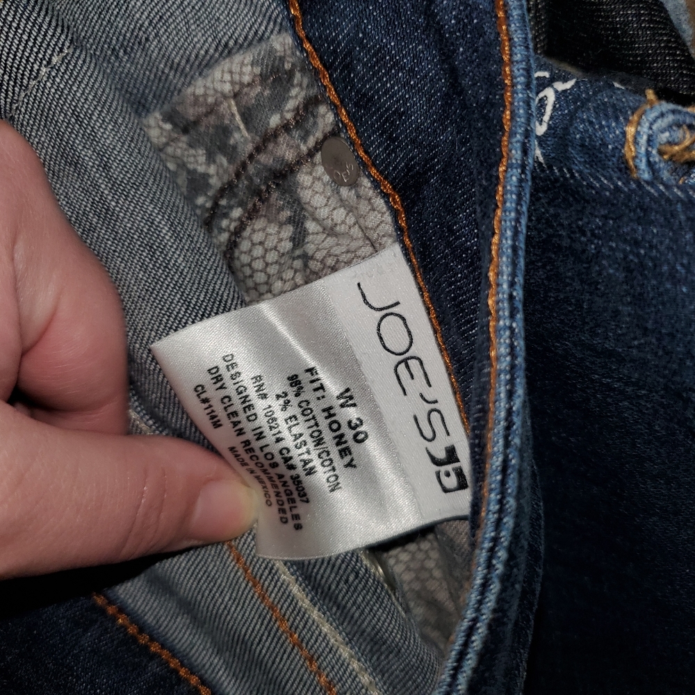 Jeans - Picture 2 of 5